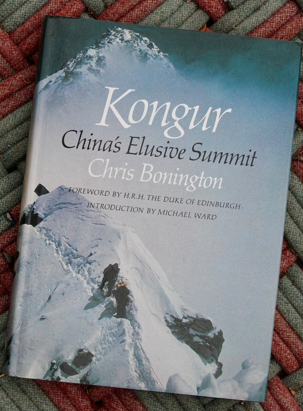 Kongur: China's Elusive Summit by Chris Bonington (1982) (SIGNED)
