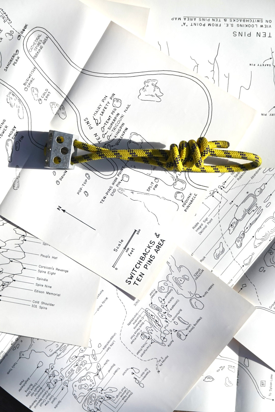 A Climber's Guide to the Needles by Bob Kamps (WITH MAPS) (1971) (SIGNED)