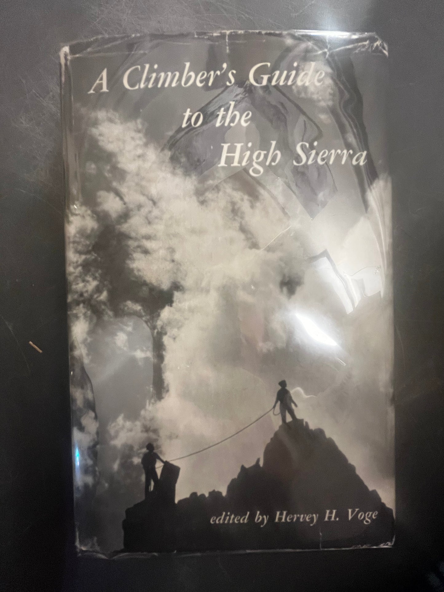 A Climber's Guide to the High Sierra by Hervey H. Voge (1965)