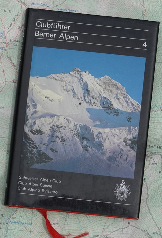 Berner Alpen by the Swiss Alpine Club (1989)
