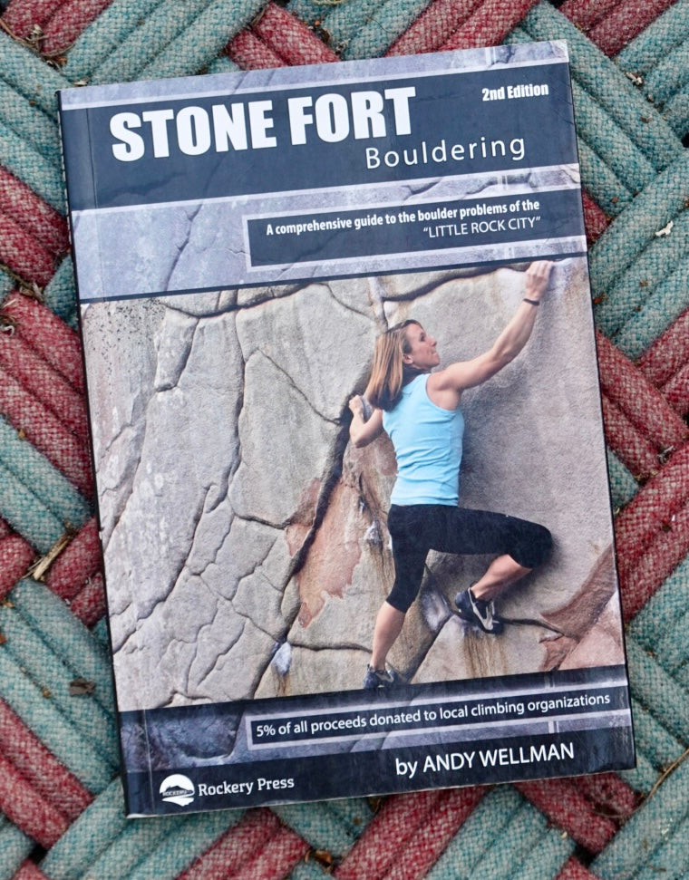 Stone Fort Bouldering by Andy Wellman (2015)