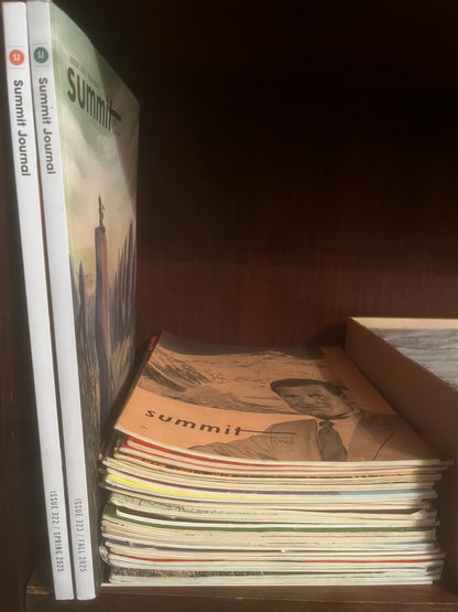 3 Summit Magazines (Random)